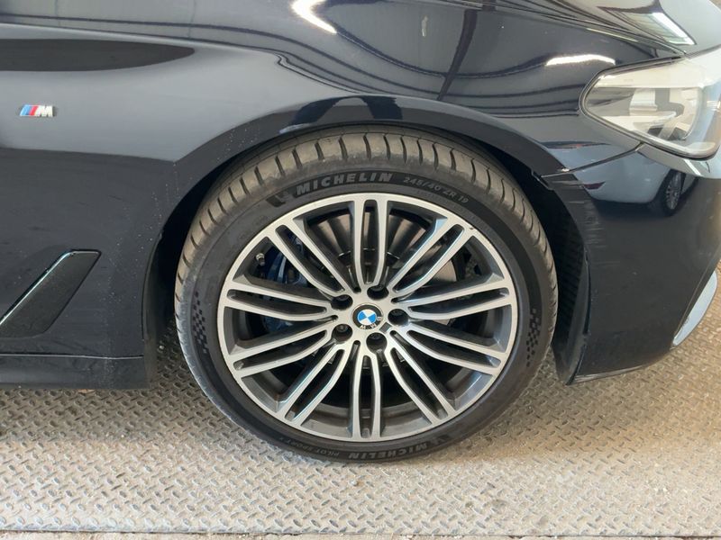 BMW 5er 530d xDrive M Sport 2018 – снимка 11