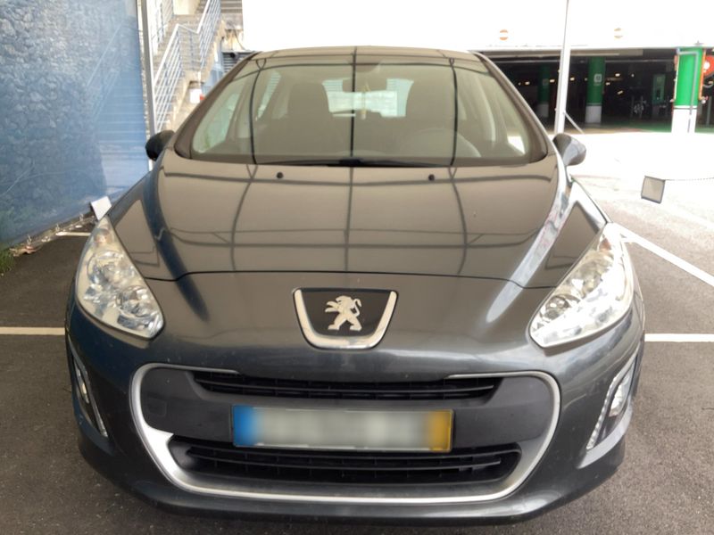 Peugeot 308 1.6 e-HDi Allure 2013 – снимка 14