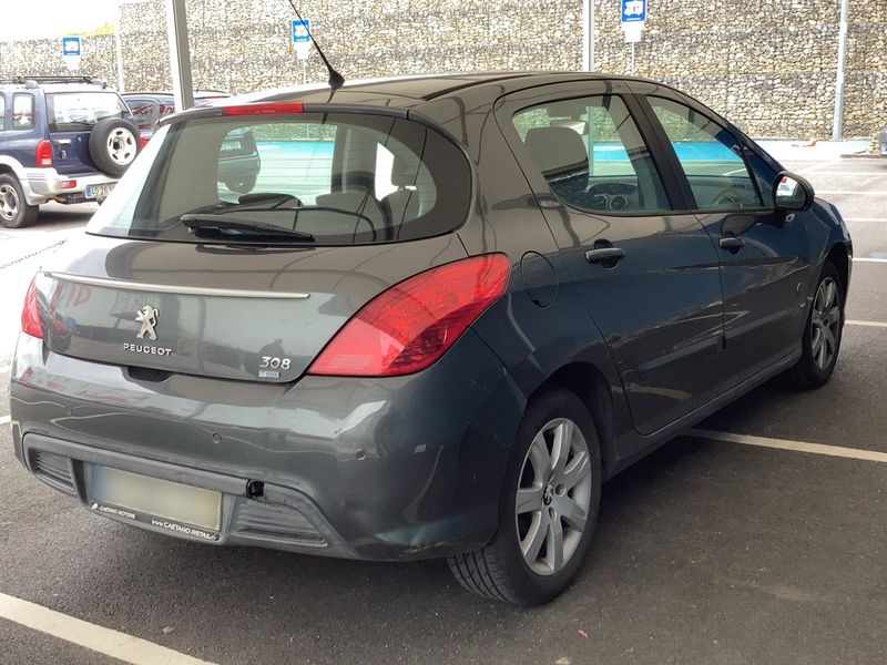 Peugeot 308 1.6 e-HDi Allure 2013 – снимка 8