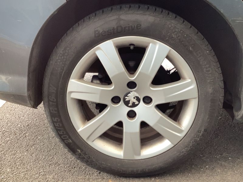 Peugeot 308 1.6 e-HDi Allure 2013 – снимка 9