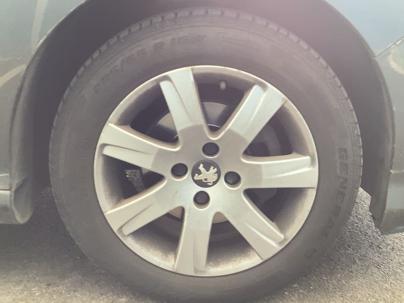 Peugeot 308 1.6 e-HDi Allure 2013 – снимка 11