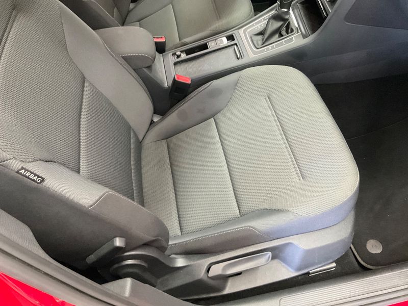Volkswagen Golf VII 1.4 TSI Comfortline BlueMotion Tech 2013 – снимка 30