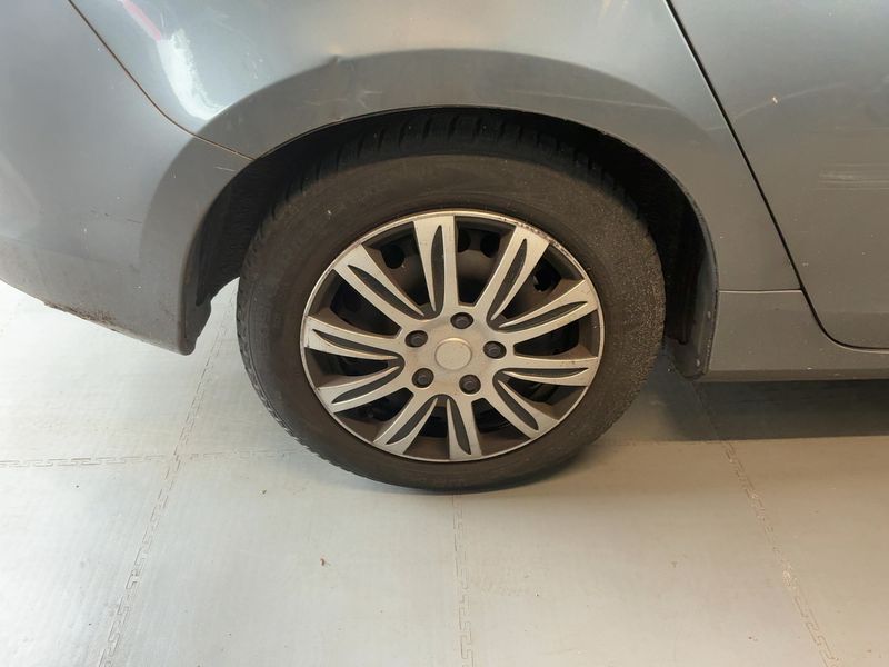Volvo V60 2.0 D3 Linje Svart 2016 – снимка 9