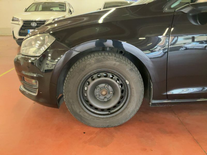 Volkswagen Golf VII 1.6 TDI Highline BlueMotion Tech 2015 – снимка 3
