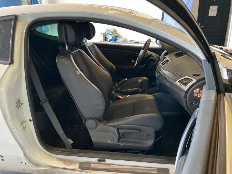 Renault Megane 1.9 dCi 2010 – снимка 3