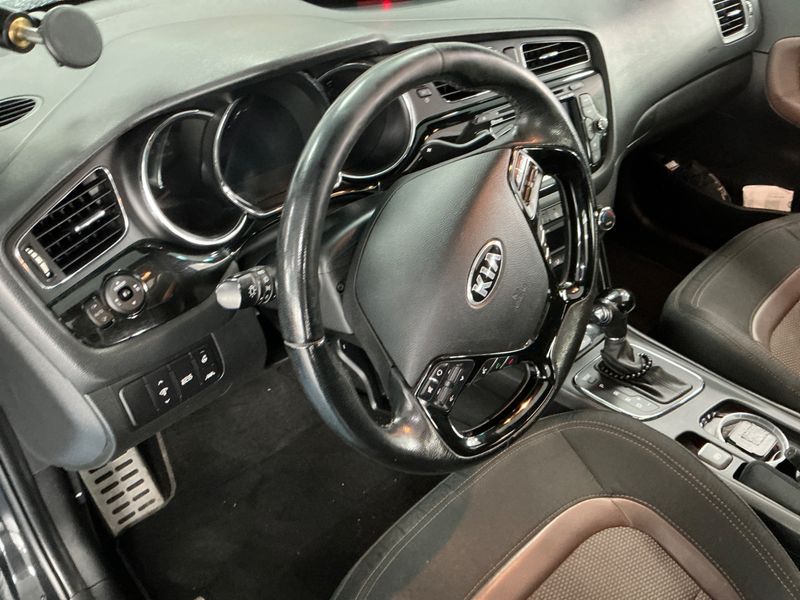 Kia cee'd 1.6 GDI Platinum Edition 2015 – снимка 24