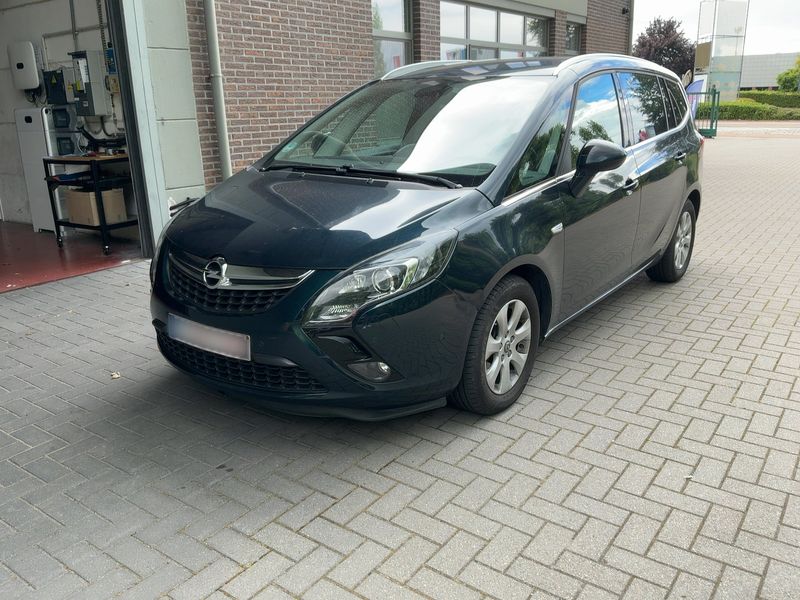 Opel Zafira Tourer 1.6 CDTI Cosmo Pack 2015 – снимка 1
