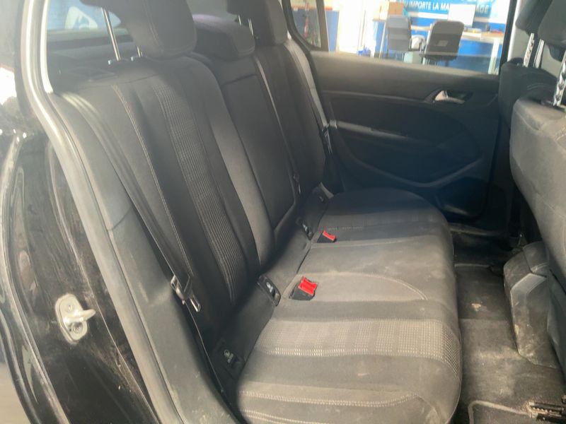 Peugeot 308 1.2 e-THP Allure 2016 – снимка 19