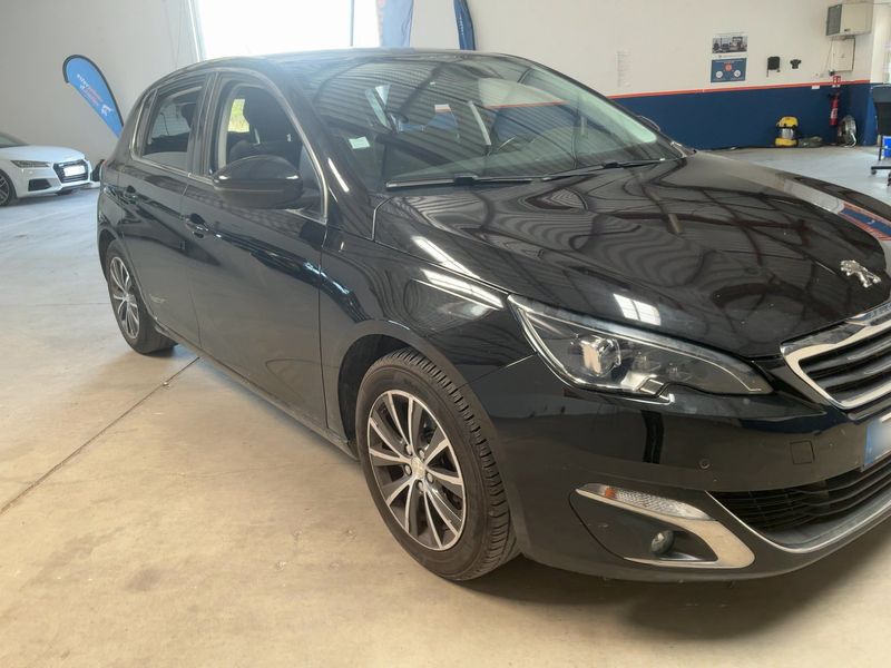 Peugeot 308 1.2 e-THP Allure 2016 – снимка 12