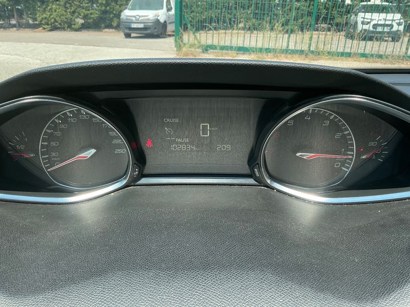 Peugeot 308 1.2 e-THP Allure 2016 – снимка 18