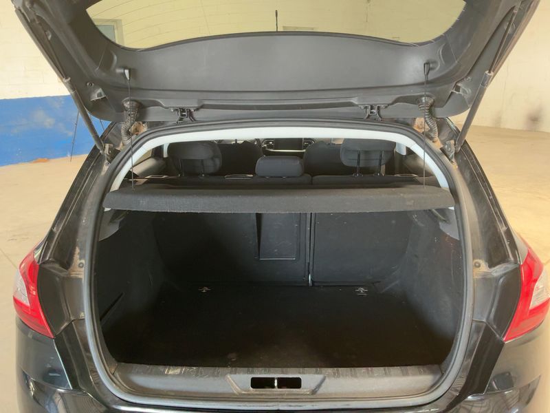 Peugeot 308 1.2 e-THP Allure 2016 – снимка 15