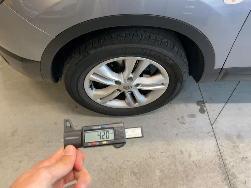 Nissan Qashqai 2.0 Acenta 2011 – снимка 3