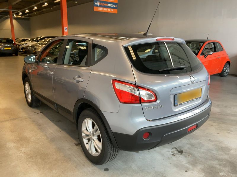 Nissan Qashqai 2.0 Acenta 2011 – снимка 6