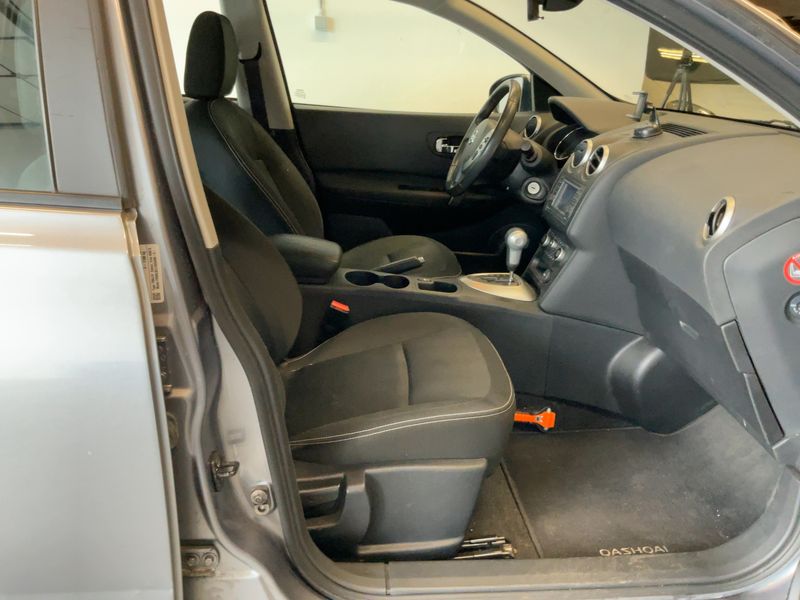Nissan Qashqai 2.0 Acenta 2011 – снимка 17