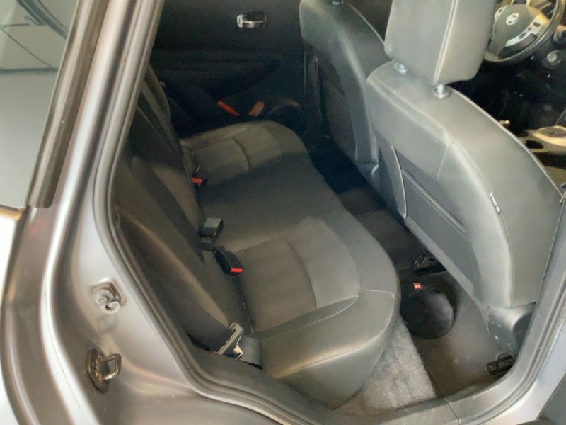 Nissan Qashqai 2.0 Acenta 2011 – снимка 20