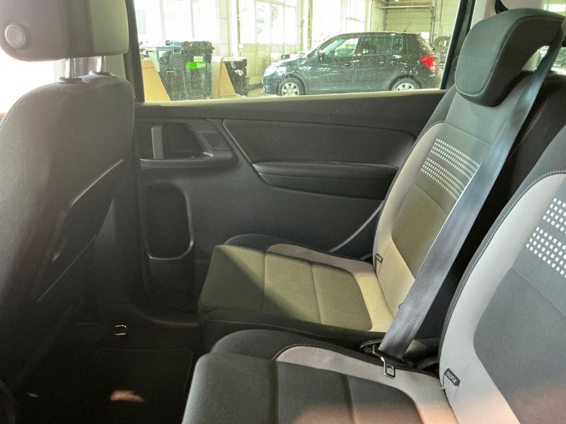 Volkswagen Sharan 2.0 TDI Life BlueMotion Tech 2013 – снимка 28