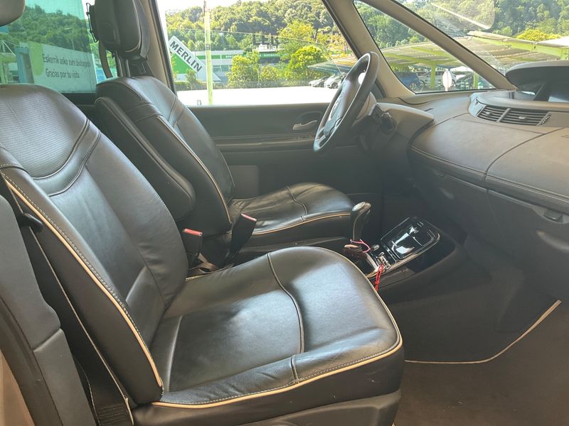 Renault Grand Espace 2.0 dCi Espace Initiale 2011 – снимка 3