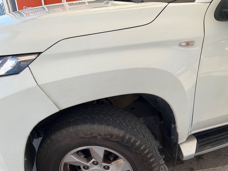 Mitsubishi L 200 2.2 DI-D Doppelkabine 4WD 2021 – снимка 34