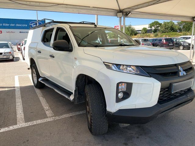 Mitsubishi L 200 2.2 DI-D Doppelkabine 4WD 2021 – снимка 12