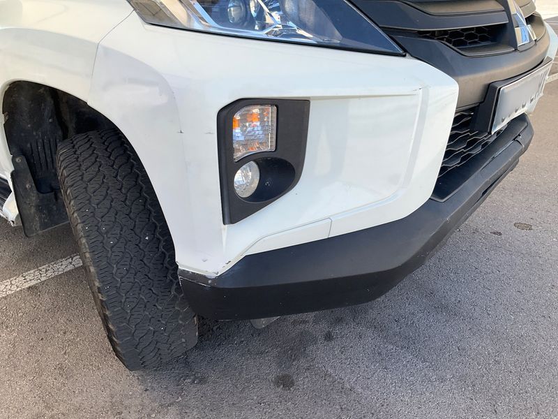 Mitsubishi L 200 2.2 DI-D Doppelkabine 4WD 2021 – снимка 51