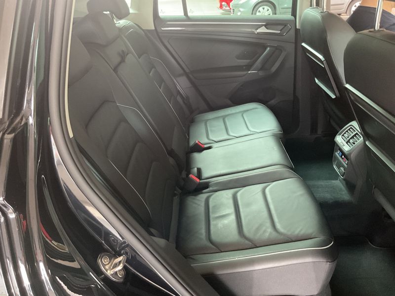 Volkswagen Tiguan 2.0 TDI Highline 4Motion BlueMotion Tech 2016 – снимка 19