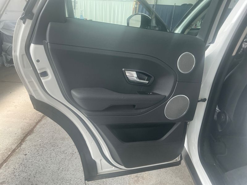 Land Rover Evoque 2.2 Td4 Pure 2015 – снимка 26