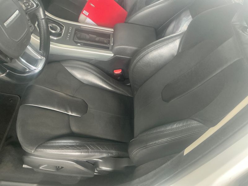 Land Rover Evoque 2.2 Td4 Pure 2015 – снимка 31