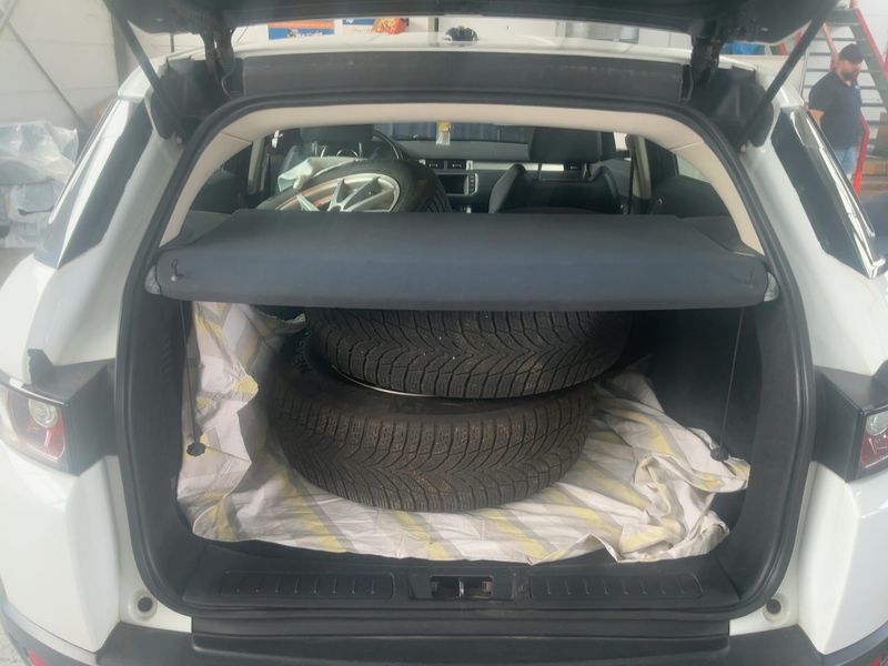 Land Rover Evoque 2.2 Td4 Pure 2015 – снимка 16