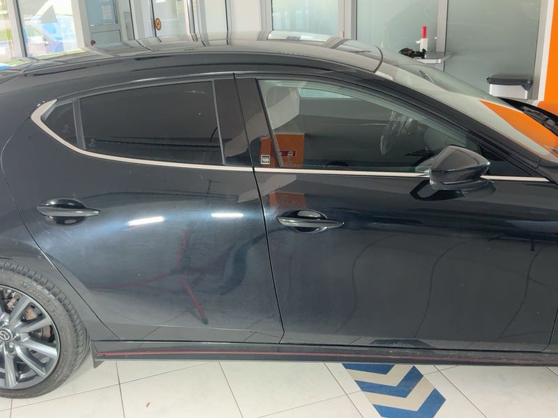 Mazda 3 2.0 Skyactiv-G Mild-Hybrid Comfort + 2021 – снимка 10