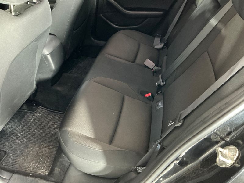 Mazda 3 2.0 Skyactiv-G Mild-Hybrid Comfort + 2021 – снимка 35