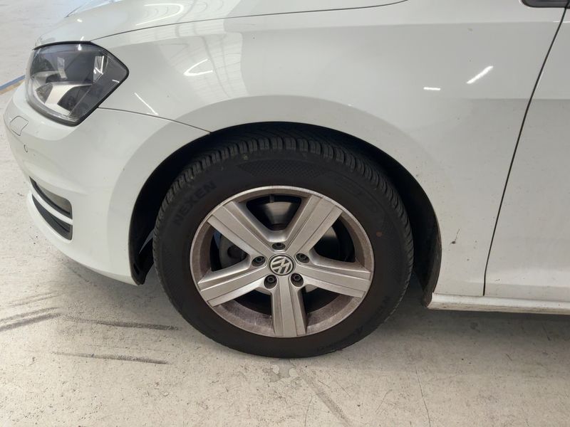 Volkswagen Golf VII 1.6 TDI 2017 – снимка 17
