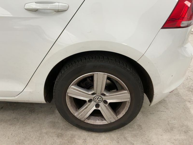 Volkswagen Golf VII 1.6 TDI 2017 – снимка 18