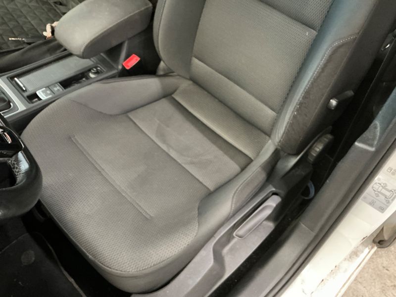 Volkswagen Golf VII 1.6 TDI 2017 – снимка 36