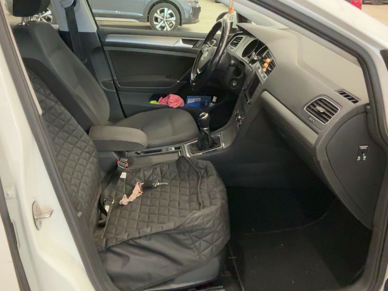 Volkswagen Golf VII 1.6 TDI 2017 – снимка 11
