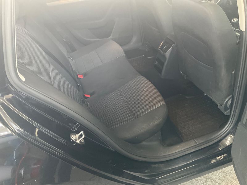 Skoda Octavia 1.4 TSI Ambition 2014 – снимка 34