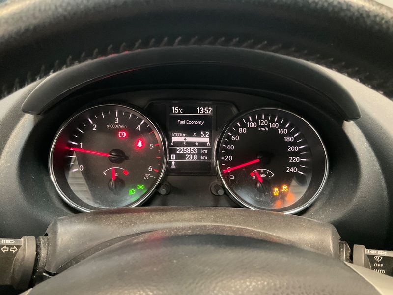 Nissan Qashqai 1.6 dCi Tekna 2012 – снимка 4