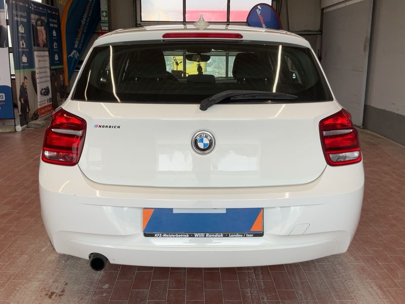 BMW 1er 116i 2011 – снимка 7