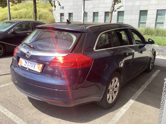Opel Insignia Sports Tourer 2.0 CDTI Edition 2010 – снимка 2