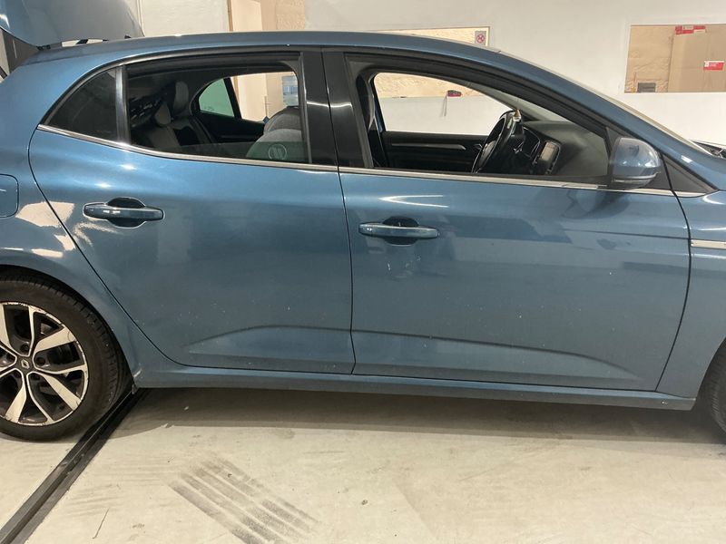 Renault Megane 1.2 TCe Energy Intens 2016 – снимка 10