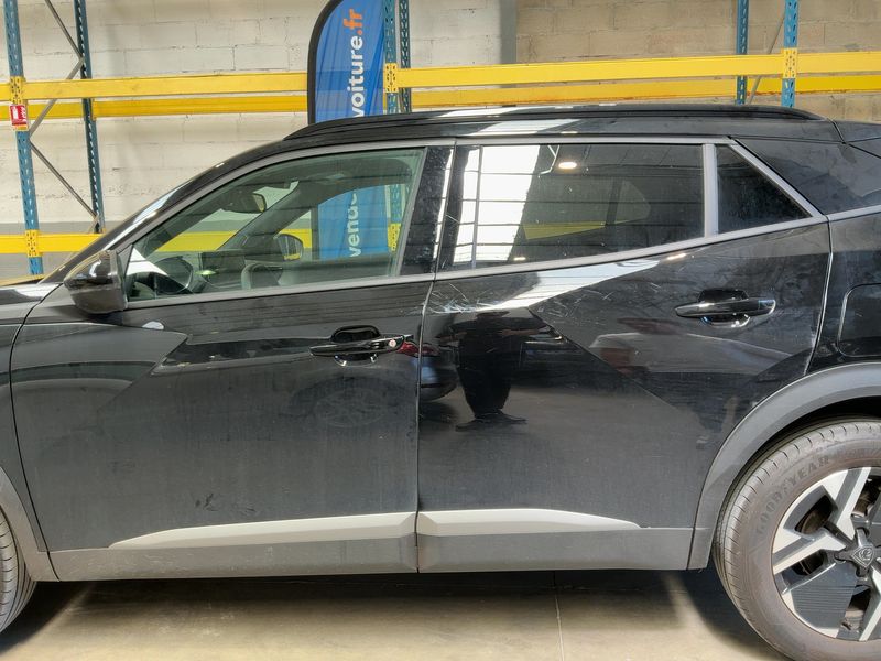 Peugeot 2008 1.2 PureTech Allure 2024 – снимка 4