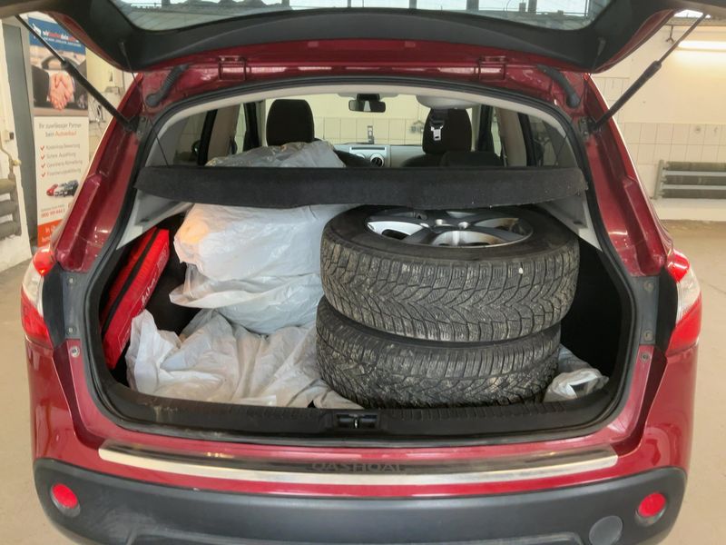 Nissan Qashqai 1.5 Turbodiesel I-Way 2012 – снимка 16