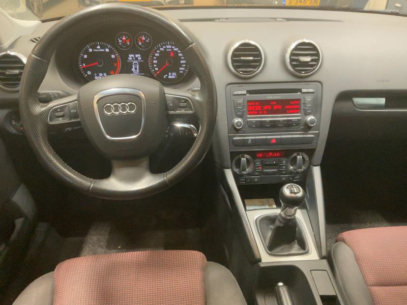 Audi A3 Sportback 1.8 TFSI Ambition 2011 – снимка 17