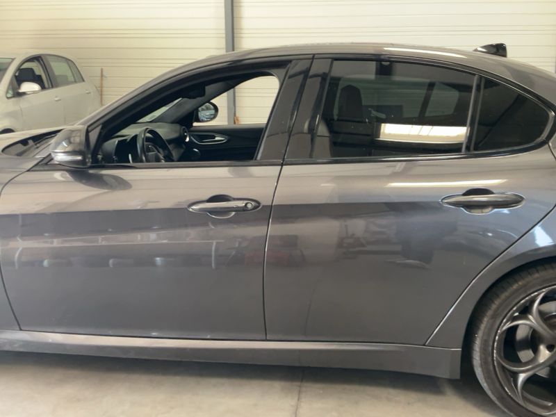 Alfa Romeo Giulia 2.0 Turbo Veloce 2021 – снимка 4