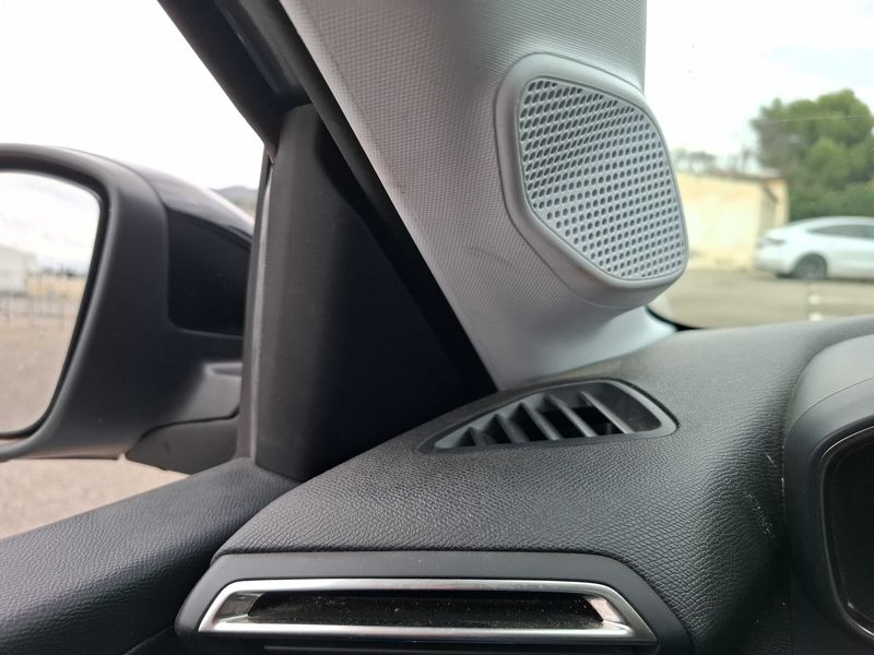 Peugeot 208 1.2 PureTech Allure 2024 – снимка 34