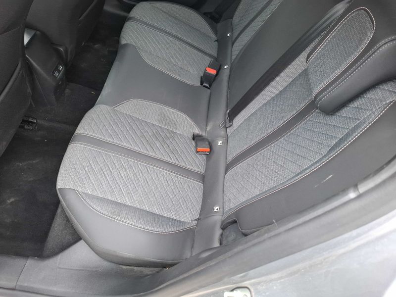 Peugeot 208 1.2 PureTech Allure 2024 – снимка 28
