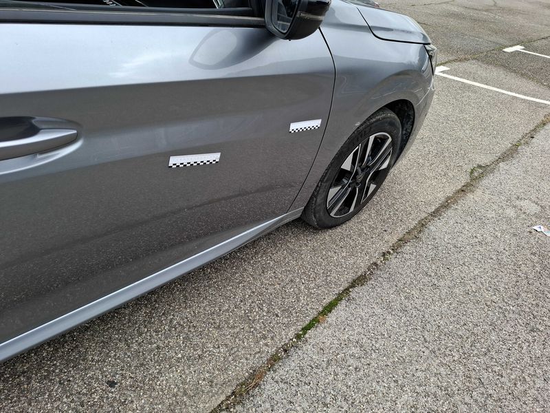 Peugeot 208 1.2 PureTech Allure 2024 – снимка 22