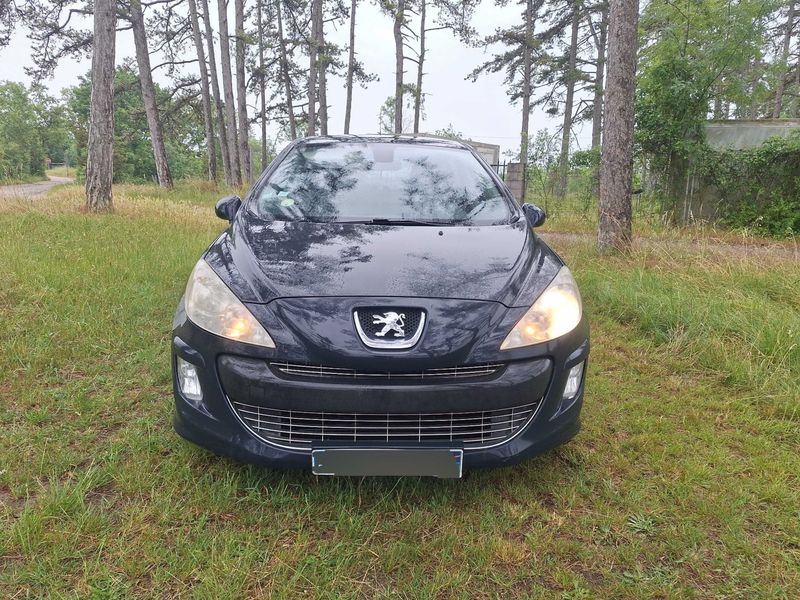 Peugeot 308 1.6 HDi Premium 2011 – снимка 7