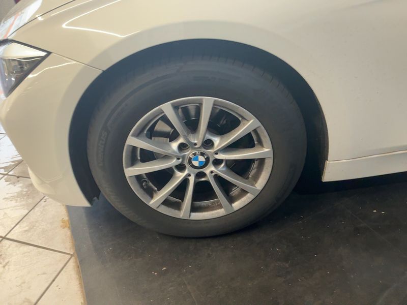 BMW 3er 320d EfficientDynamics Edition 2015 – снимка 16