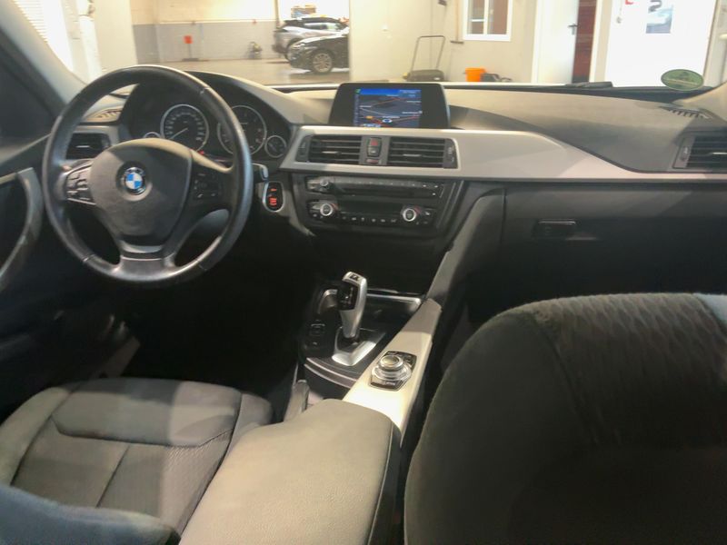 BMW 3er 320d EfficientDynamics Edition 2015 – снимка 12