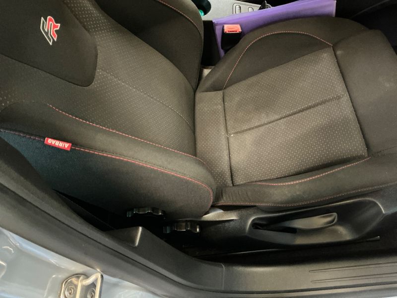 Seat Leon 2.0 TDI FR 2010 – снимка 25